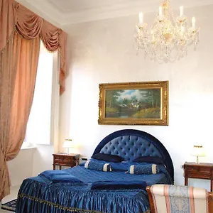 Charme Holidays Colosseum ** Rom